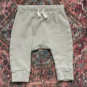 euc Quincy Mae 3-6 (fit like 0-3) sage pants